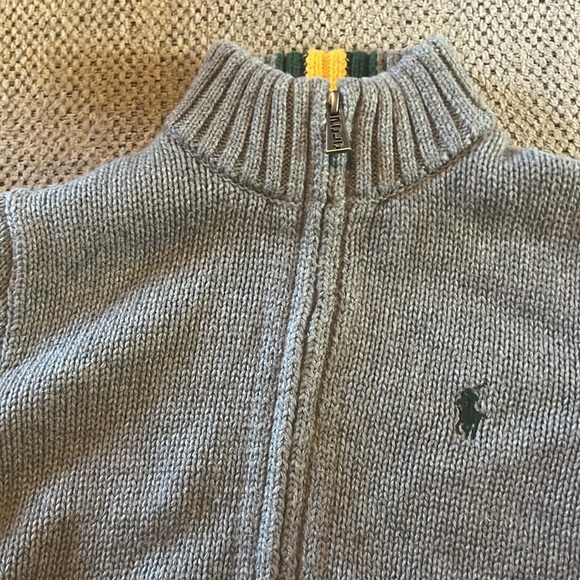 Toddler boy 124 sweater color grey - Picture 7 of 7